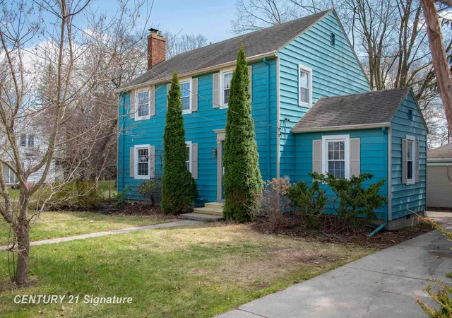 1st image of 823 W Superior St, Alma, MI 48801 | MLS# 61050204346