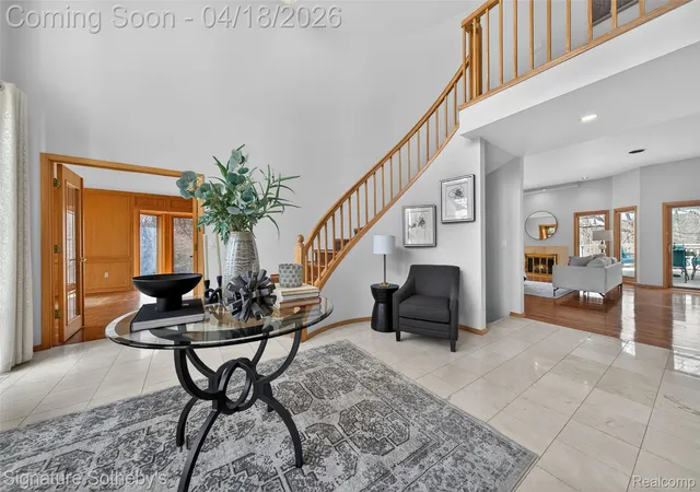 Photo 4 of Single family home for sale at 2131 Birchwood Way, Bloomfield Hills, MI 48302 | MLS# 20261025241 | Listing updated on 2026-09-08