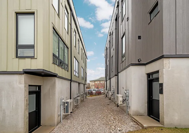 Photo 40 of Condo for sale at 134 Gillis St, Traverse City, MI 49684 | MLS# 78080066944 | Listing updated on 2026-09-13