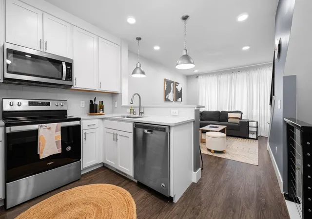 Photo 3 of Condo for sale at 134 Gillis St, Traverse City, MI 49684 | MLS# 78080066944 | Listing updated on 2026-09-13