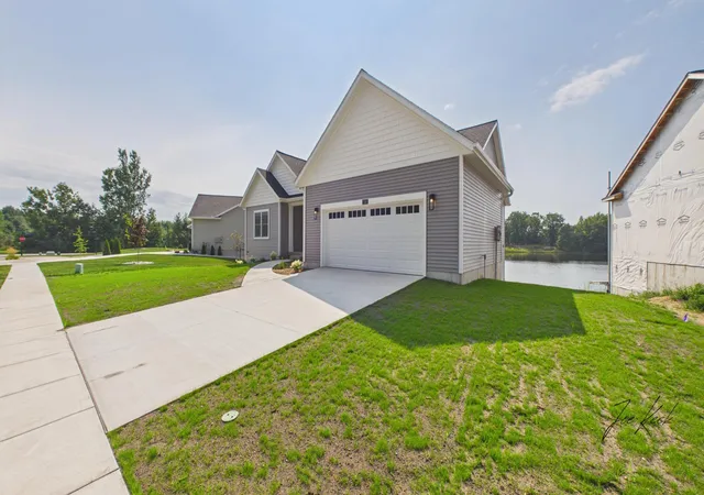 Photo 3 of Single family home for sale at 7393 Atwater Dr #35, Norton Shores, MI 49456 | MLS# 71026015645 | Listing updated on 2026-09-10
