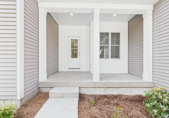 Photo 3 of Single family home for sale at 7393 Atwater Dr #35, Norton Shores, MI 49456 | MLS# 71026015645 | Listing updated on 2026-09-10