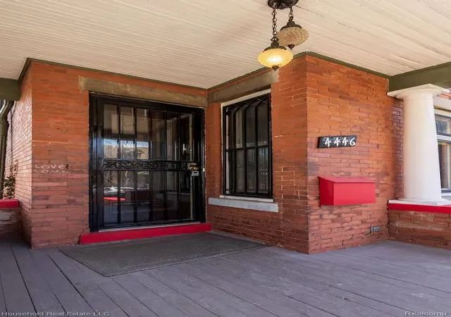 2nd image of 4446 Commonwealth St, Detroit, MI 48208 | MLS# 20261025502