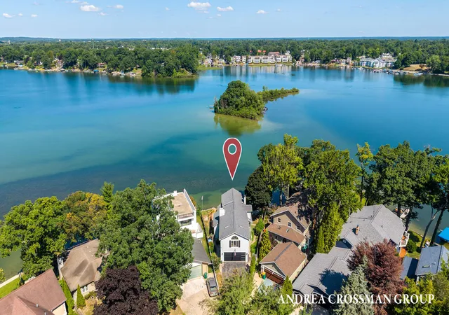 Photo 1 of Single family home for sale at 567 Breezy Blf St, Battle Creek, MI 49015 | MLS# 65026015685 | Listing updated on 2026-10-20