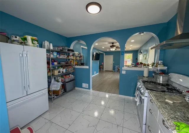 5th image of 13637 Manor St, Detroit, MI 48238 | MLS# 20261025576