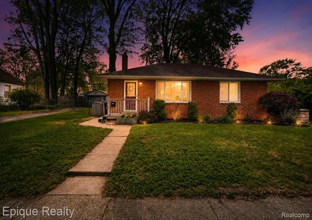 Photo 1 of Sale Pending at 29087 Howard Ave, Madison Heights, MI 48071 | MLS# 20261025740 | Listing updated on 2026-09-17