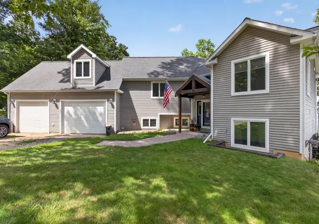 Photo 2 of Single family home for sale at 1720 Little Dr, Horton, MI 49246 | MLS# 55026015900 | Listing updated on 2026-08-19