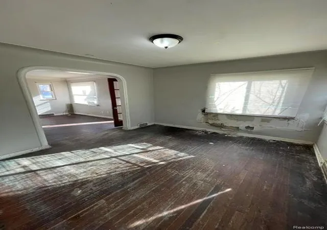 Photo 3 of Single family home for sale at 9205 Mckinney St, Detroit, MI 48224 | MLS# 20261025755 | Listing updated on 2026-07-23