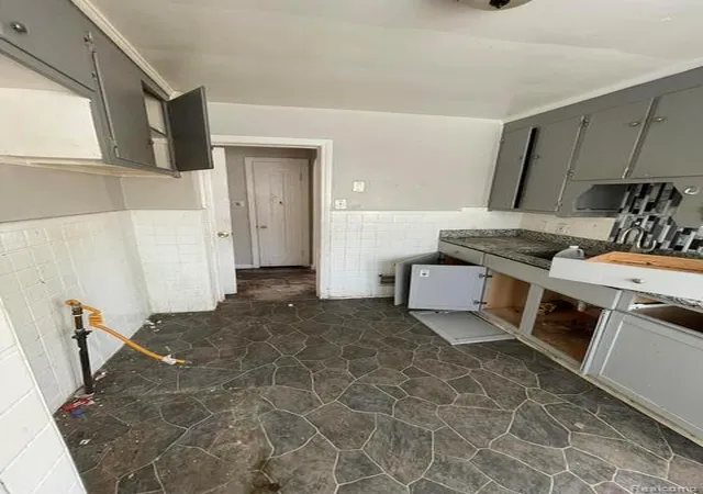 Photo 4 of Single family home for sale at 9205 Mckinney St, Detroit, MI 48224 | MLS# 20261025755 | Listing updated on 2026-07-23