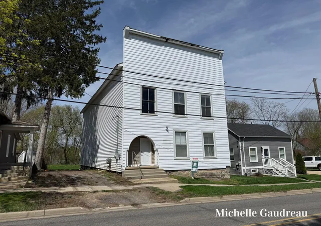 Homes for sale in Caledonia Village Kent, MI | 116 W Main St Se, Caledonia Village Kent, MI 49316 | MLS# 65026015920