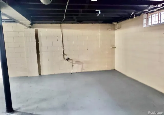 12th image of 20543 Lindsay St, Detroit, MI 48235 | MLS# 20261025892