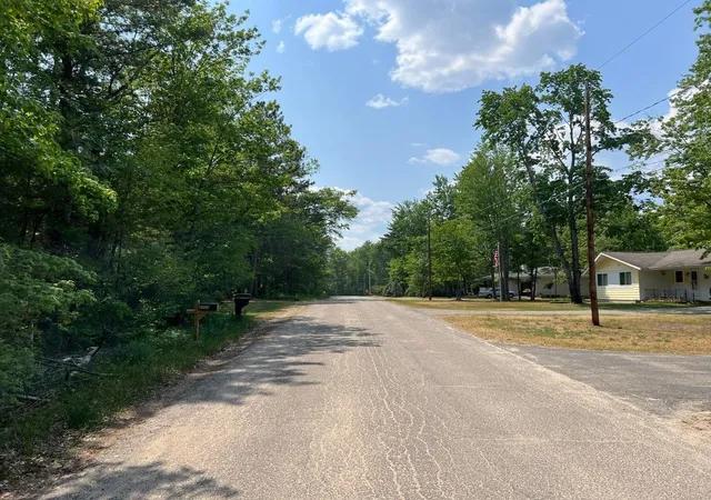 5th image of Helen Dr, Grayling, MI 49738 | MLS# 78080067014