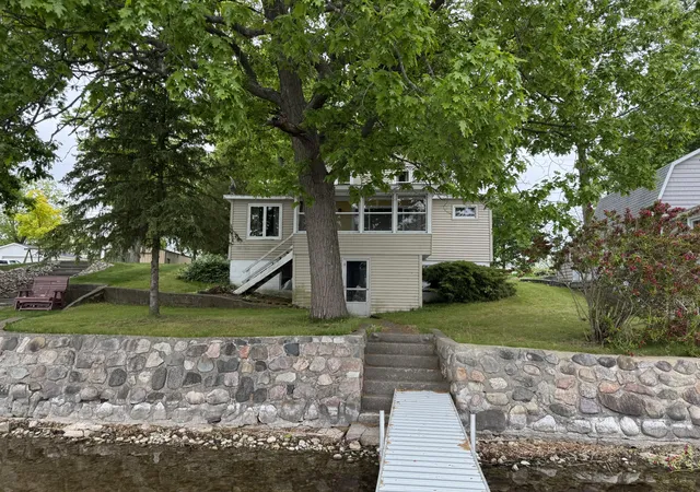 Homes for sale in Coldwater, MI | 734 N Hawley Dr, Coldwater, MI 49036 | MLS# 62026016089