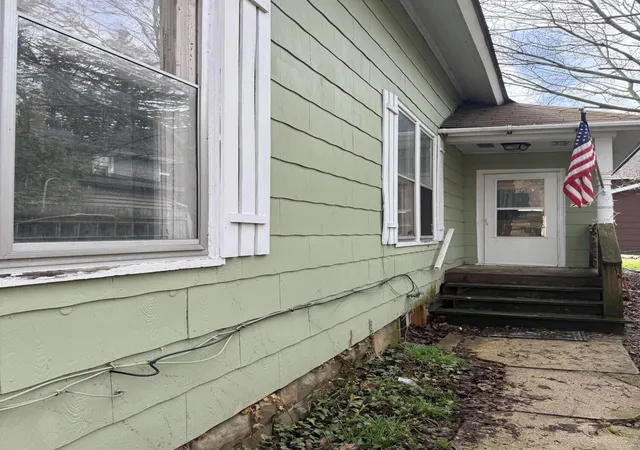 Photo 3 of Multi family home for sale at 75 Filer St, Manistee, MI 49660 | MLS# 67026016092 | Listing updated on 2026-08-12