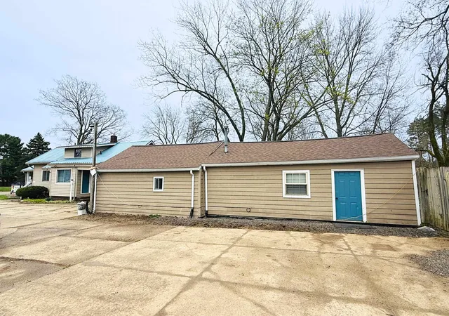 Listing Photo 4 - Condo for sale in building located at 10201 N Clio Rd, Clio, MI 48420