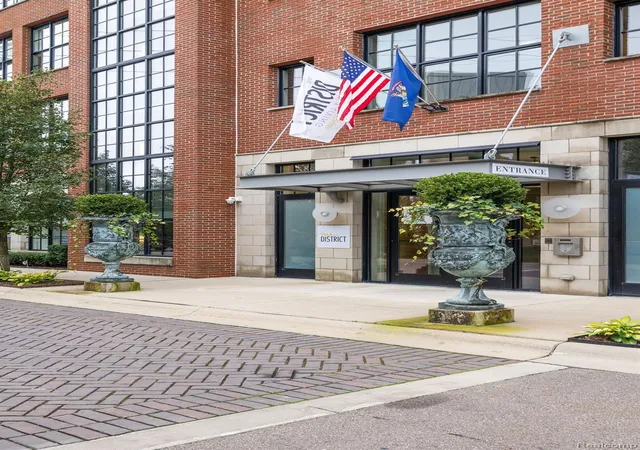 Photo 1 of Condo for sale at 2051 Villa Rd #403, Birmingham, MI 48009 | MLS# 20261026093 | Listing updated on 2026-07-06