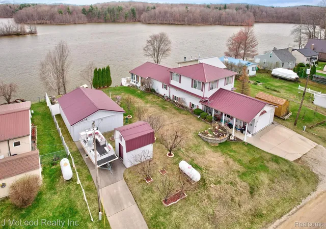 Homes for sale in Millington, MI | 3021 Huston Dr, Millington, MI 48746 | MLS# 20261026101