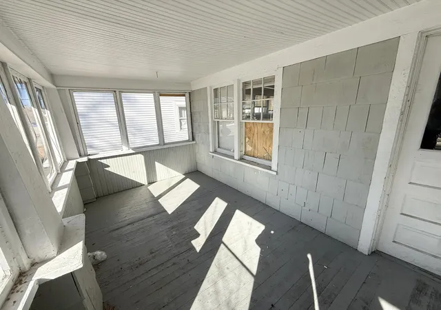 Photo 3 of Single family home for sale at 866 Fleming Ave, Muskegon, MI 49442 | MLS# 65026016232 | Listing updated on 2026-10-08