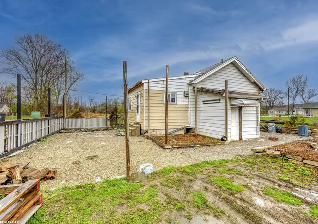 Photo 4 of Single family home for sale at 42550 La Croix St, Clinton Township, MI 48036 | MLS# 58050204651 | Listing updated on 2026-07-31