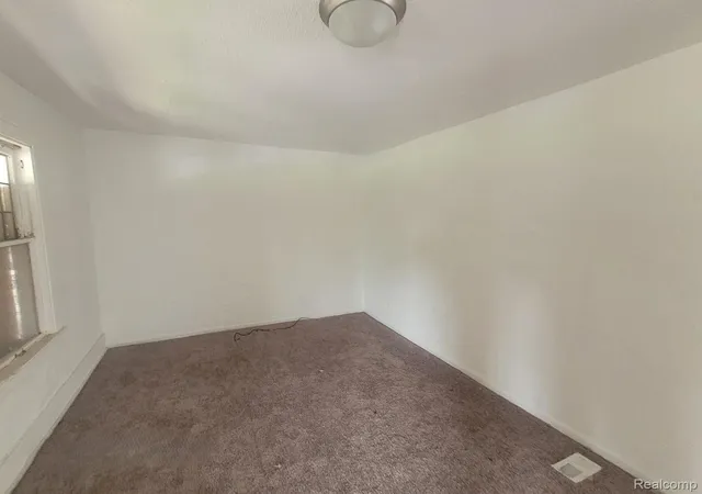 2nd image of 3996 Beaconsfield St, Detroit, MI 48224 | MLS# 20261026202