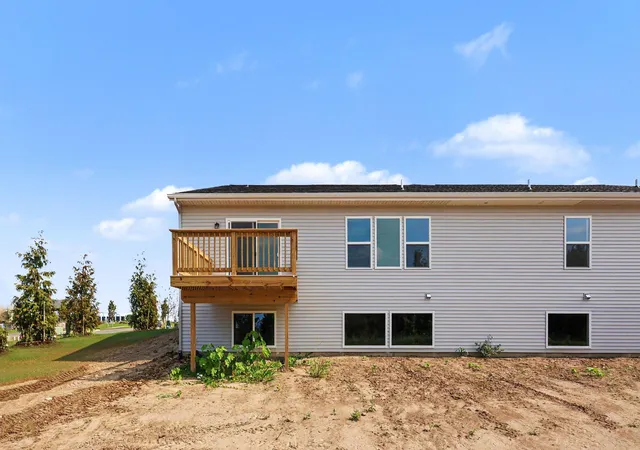 46th image of 6600 Bellflower Dr Sw #9, Zeeland, MI 49464 | MLS# 65026016297