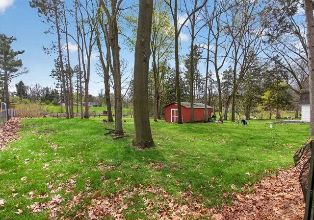 Photo 4 of Single family home for sale at 2985 Garden City Rd, Jackson, MI 49201 | MLS# 55026016306 | Listing updated on 2026-06-28