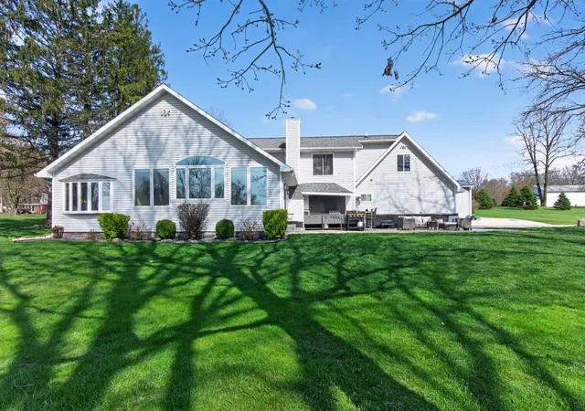 Photo 2 of Single family home for sale at 165 Trumble Lake Rd, Rives Junction, MI 49277 | MLS# 55026016310 | Listing updated on 2026-06-28