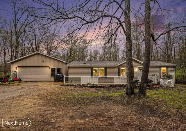 Photo 1 of Sale Pending at 5720 Chambers Rd, Mayville, MI 48744 | MLS# 5050204699 | Listing updated on 2026-06-26