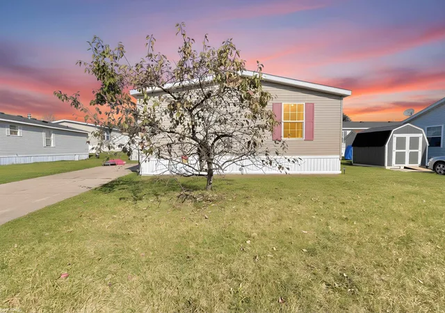 Photo 1 of Single family home for sale at 3667 Falcons Nest, White Lake, MI 48383 | MLS# 58050204700 | Listing updated on 2026-04-18