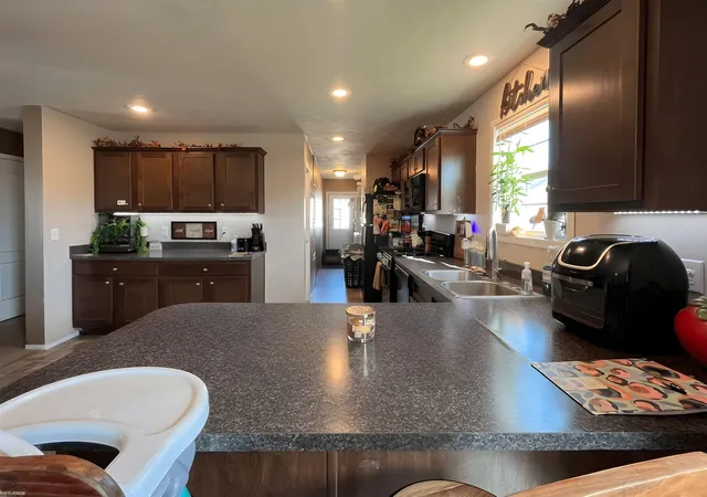 Photo 4 of Single family home for sale at 3667 Falcons Nest, White Lake, MI 48383 | MLS# 58050204700 | Listing updated on 2026-04-18