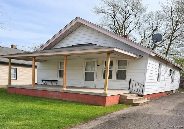 1st image of 1516 Kent St, Flint, MI 48503 | MLS# 20261026314