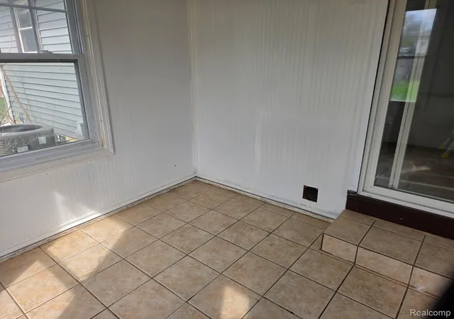 Photo 4 of Single family home for sale at 7332 Quail St, Portage, MI 49024 | MLS# 20261026322 | Listing updated on 2026-09-09