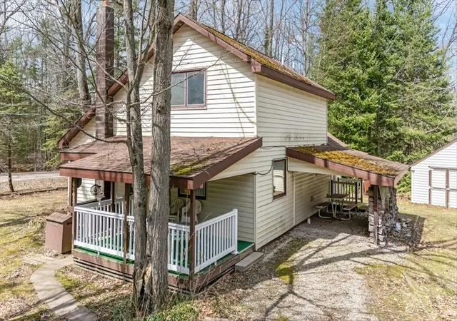 3rd image of 6992 Larry St, Hale, MI 48739 | MLS# 77080067070