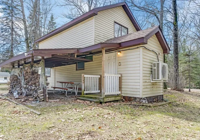 4th image of 6992 Larry St, Hale, MI 48739 | MLS# 77080067070