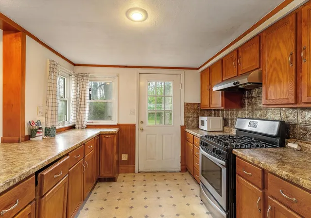 5th image of 23476 Jefferson Center St, Cassopolis, MI 49031 | MLS# 69026016413