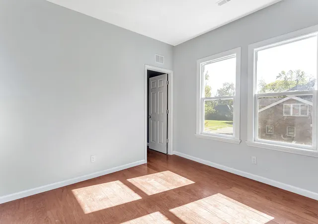 Listing Photo 5 - Condo for sale in building located at 7507 Hanover St, Detroit, MI 48206 - Unit #1-2