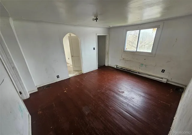 Photo 4 of Single family home for sale at 8086 Almont St, Detroit, MI 48234 | MLS# 20261026603 | Listing updated on 2026-07-17