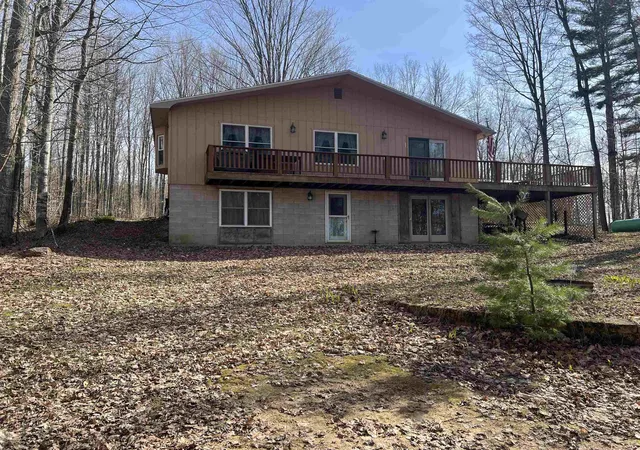 2nd image of 309 Oak Hill Rd, Fife Lake, MI 49633 | MLS# 79080067102
