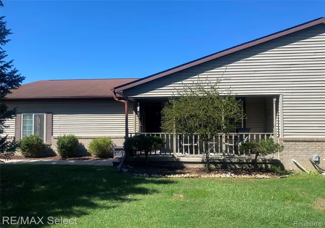 Homes for sale in Grand Blanc, MI | 5057 Sandalwood Dr, Grand Blanc, MI 48439 | MLS# 20261026757