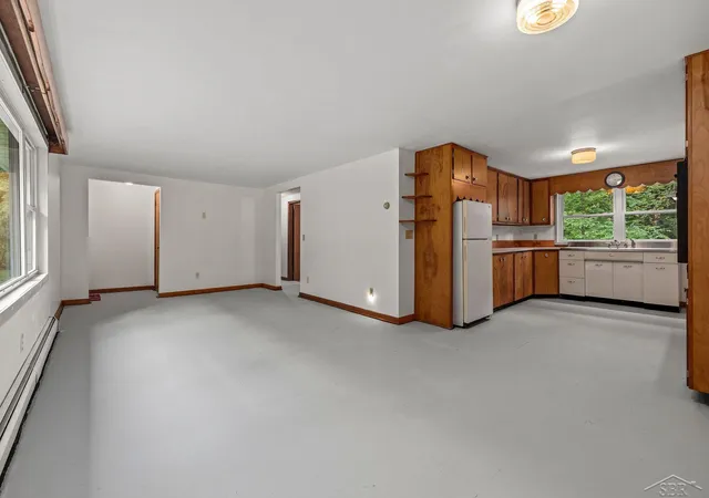 5th image of 20686 Lakola Rd, Tustin, MI 49688 | MLS# 61050204817