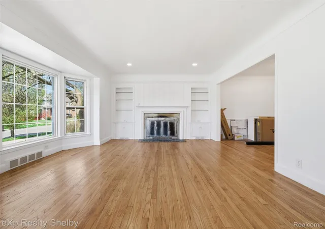 4th image of 4800 Berkshire St, Detroit, MI 48224 | MLS# 20261026788