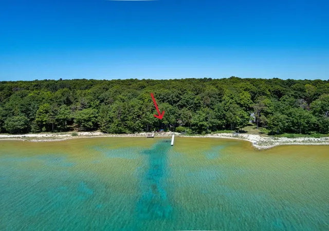 Photo 3 of Single family home for sale at 4152 N Omena Point Rd, Leelanau Township Leelanau, MI 49674 | MLS# 78080067114 | Listing updated on 2026-09-11