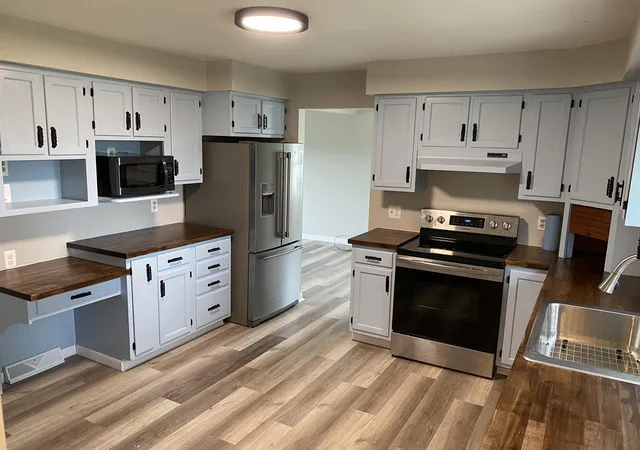 Photo 3 of Single family home for sale at 7075 E M 72, Williamsburg, MI 49690 | MLS# 78080067123 | Listing updated on 2026-07-23