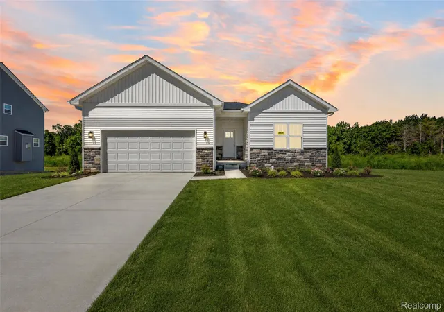 Photo 1 of Single family home for sale at 2327 Baltimore Ln, Flint, MI 48505 | MLS# 20261026889 | Listing updated on 2026-07-07