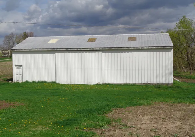 33rd image of 5060 Skuse Rd, Osseo, MI 49266 | MLS# 53026016677
