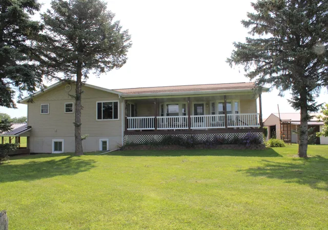 1st image of 2812 Shoreline Dr, Lupton, MI 48635 | MLS# 53026016753