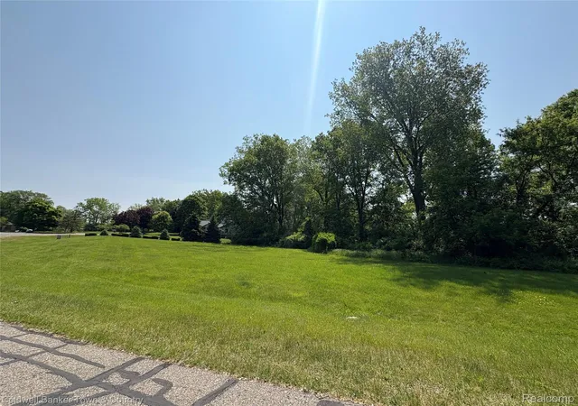 Photo 18 of Land for sale at 0 Mallards Landing, Highland, MI 48357 | MLS# 20261027027 | Listing updated on 2026-07-06