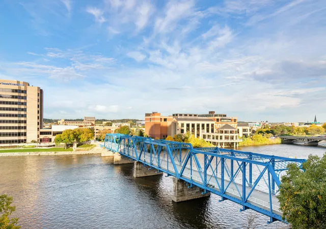 Homes for sale in Grand Rapids, MI | 103 Campau Circle, Grand Rapids, MI 49503 | Houzeo