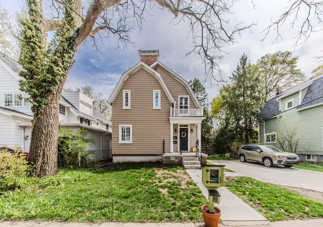 Photo 2 of Single family home for sale at 1324 Wells St, Ann Arbor, MI 48104 | MLS# 81026016837 | Listing updated on 2026-10-07