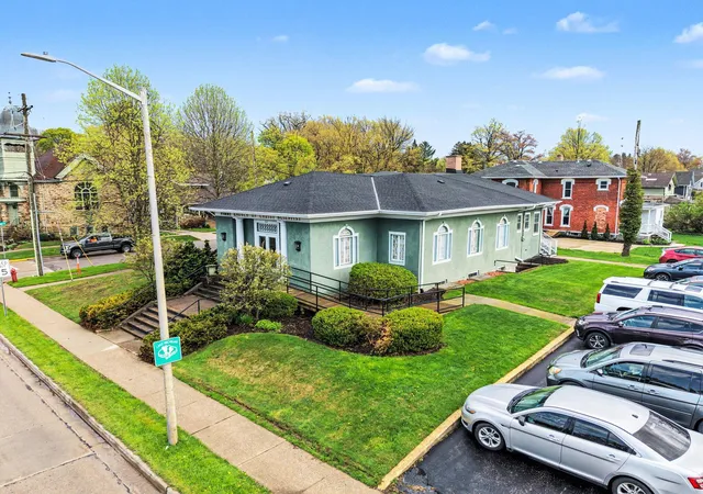 22nd image of 624 Phoenix St, South Haven, MI 49090 | MLS# 69026016913